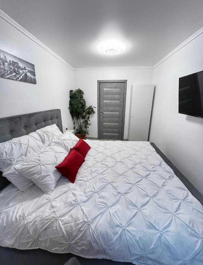 Luxor Ultra-Central Apartments Sibiu Buitenkant foto