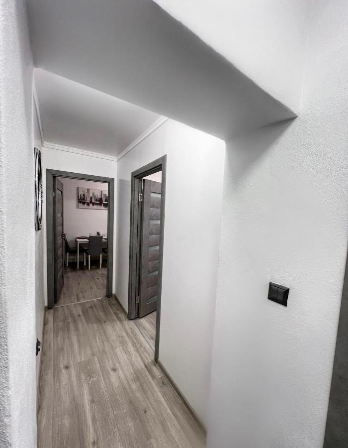 Luxor Ultra-Central Apartments Sibiu Buitenkant foto